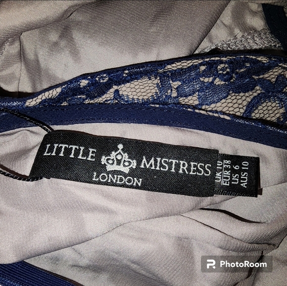 Fun vintage inspired lined lace dress.  Size 6. NEW. - Picture 4 of 7